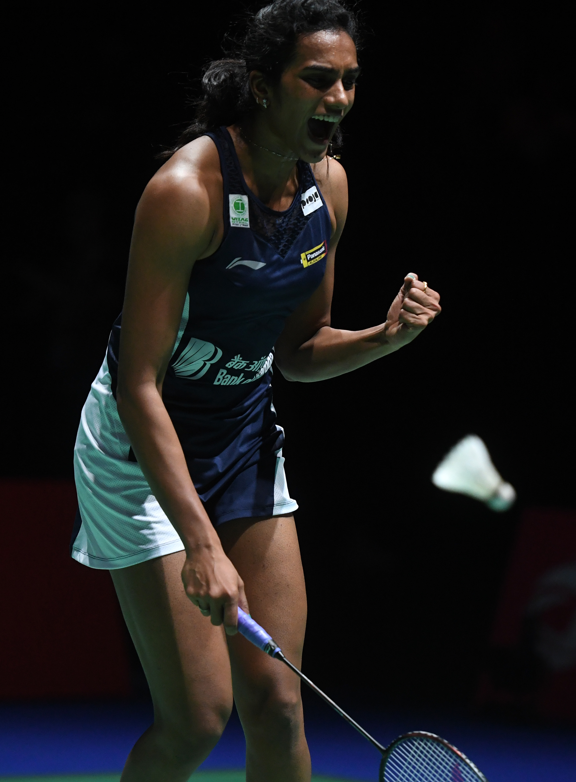 包含印尼羽毛球队翻盘马来西亚羽毛球队，辛杜爆发神勇的词条