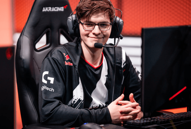 LOL英雄联盟投注-Rogue横扫100T，Scout绝境逆转