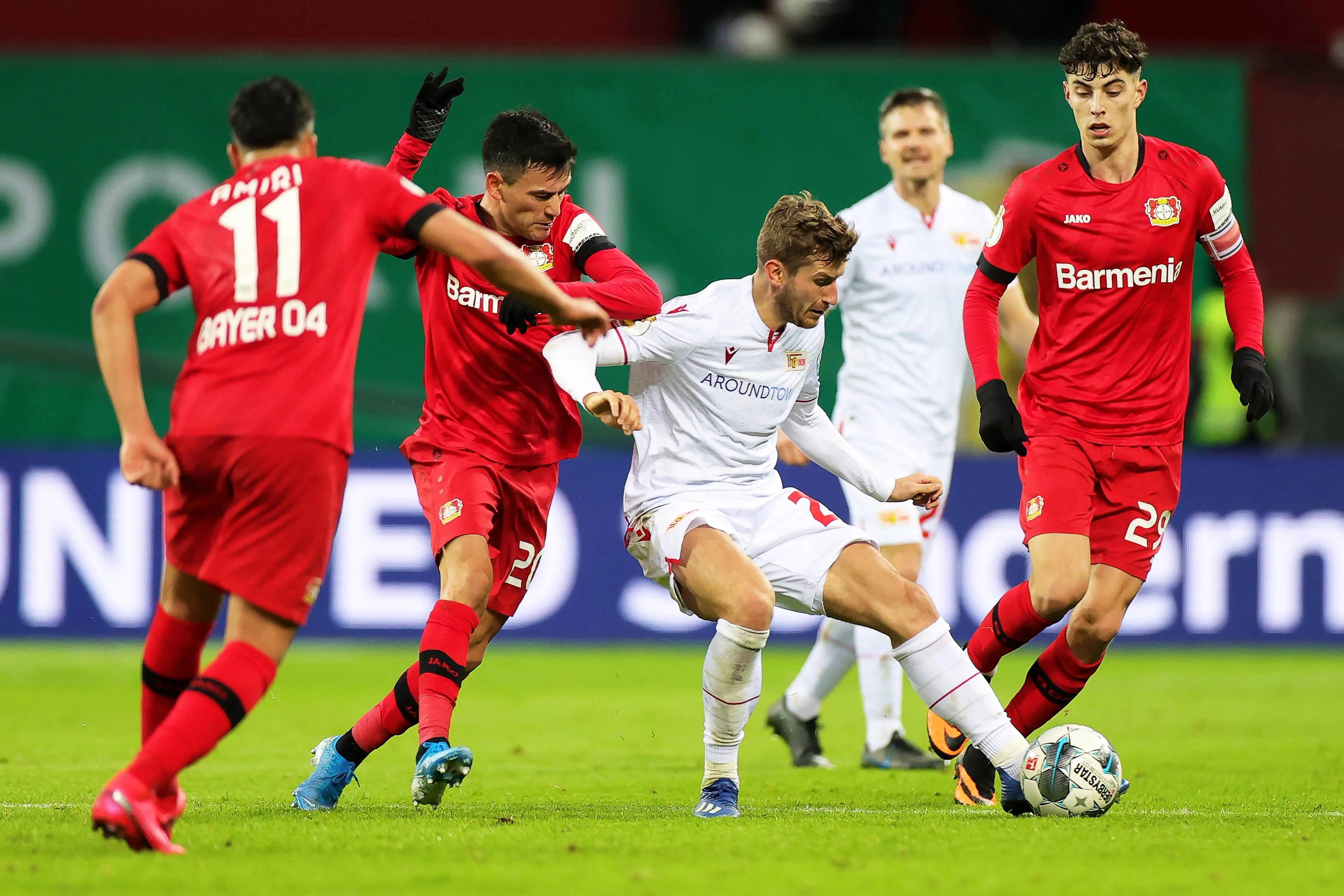 主控球员带领球队逆袭，战胜劲敌