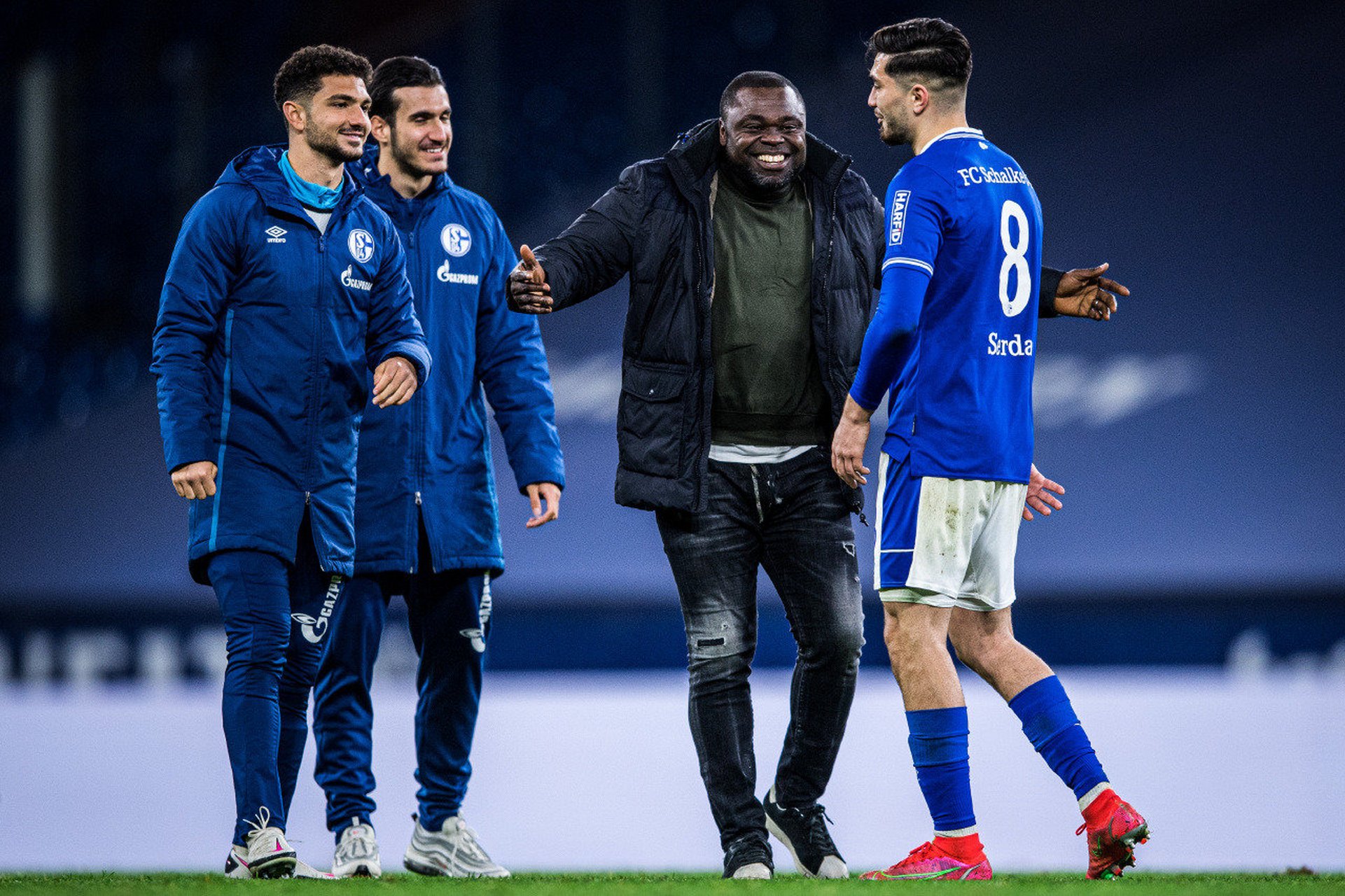 LOL英雄联盟直播-关于沙尔克04战胜对手，迎来新的颠峰的信息