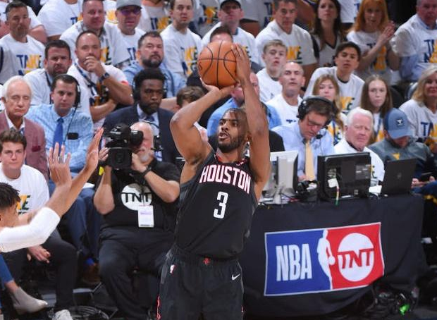 lpl竞猜-火箭客场遭遇溃败，惨遭爵士横扫的简单介绍